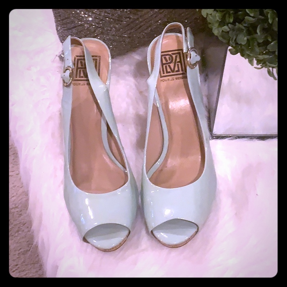 HIGH HEEL SHOES